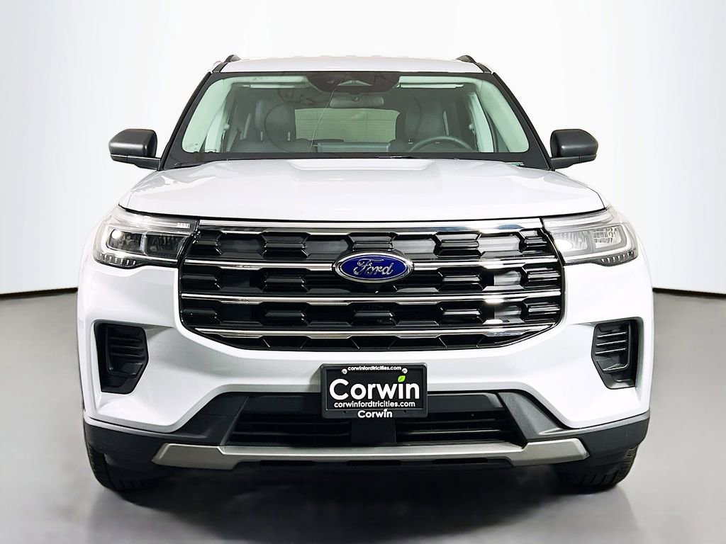 New 2026 Ford Explorer Active image 4