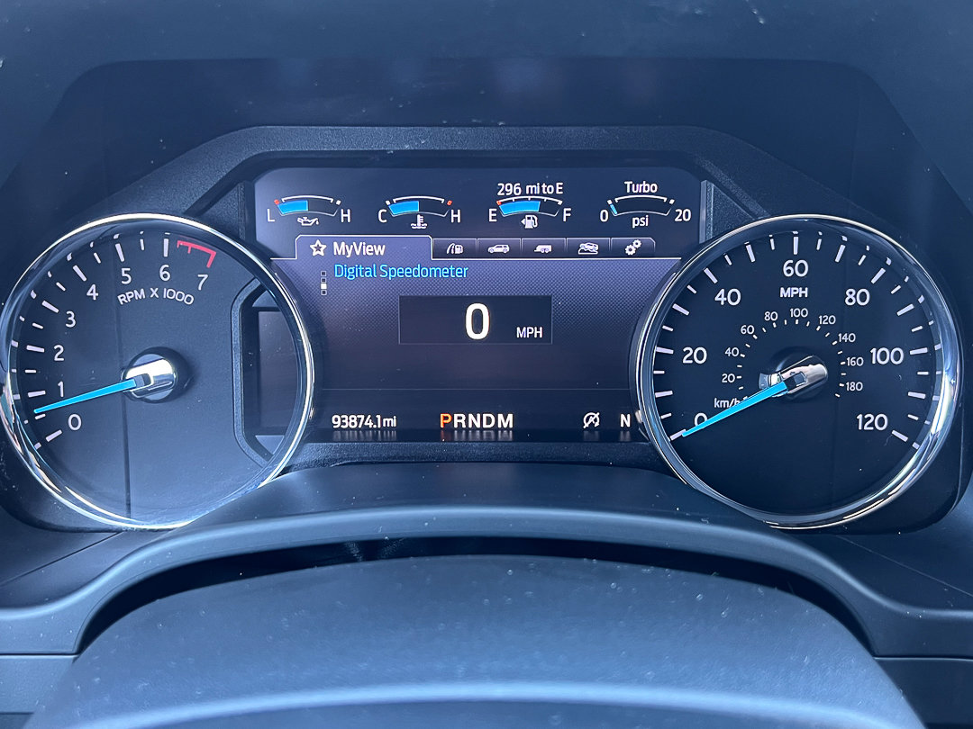 Used 2020 Ford Expedition XLT w/ Equipment Group 202A AWD/4WD image 22