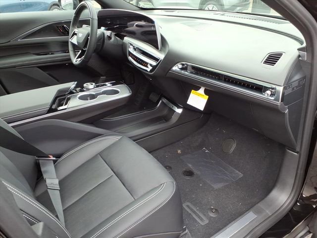 New 2026 Cadillac Lyriq Luxury w/ LPO, Floor Liner Package RWD image 23