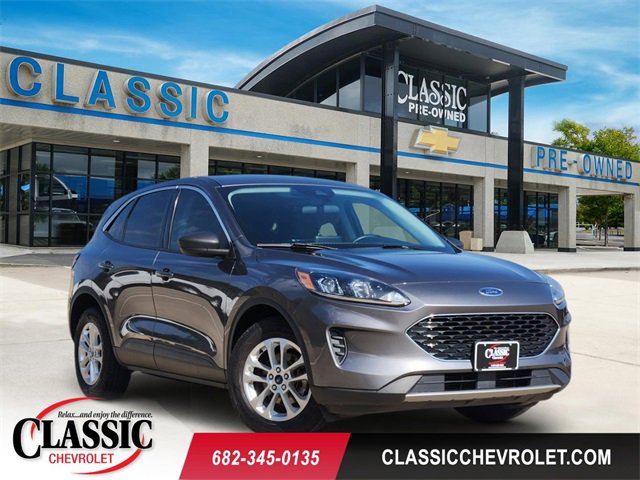 Used 2022 Ford Escape SE FWD 360° Tour