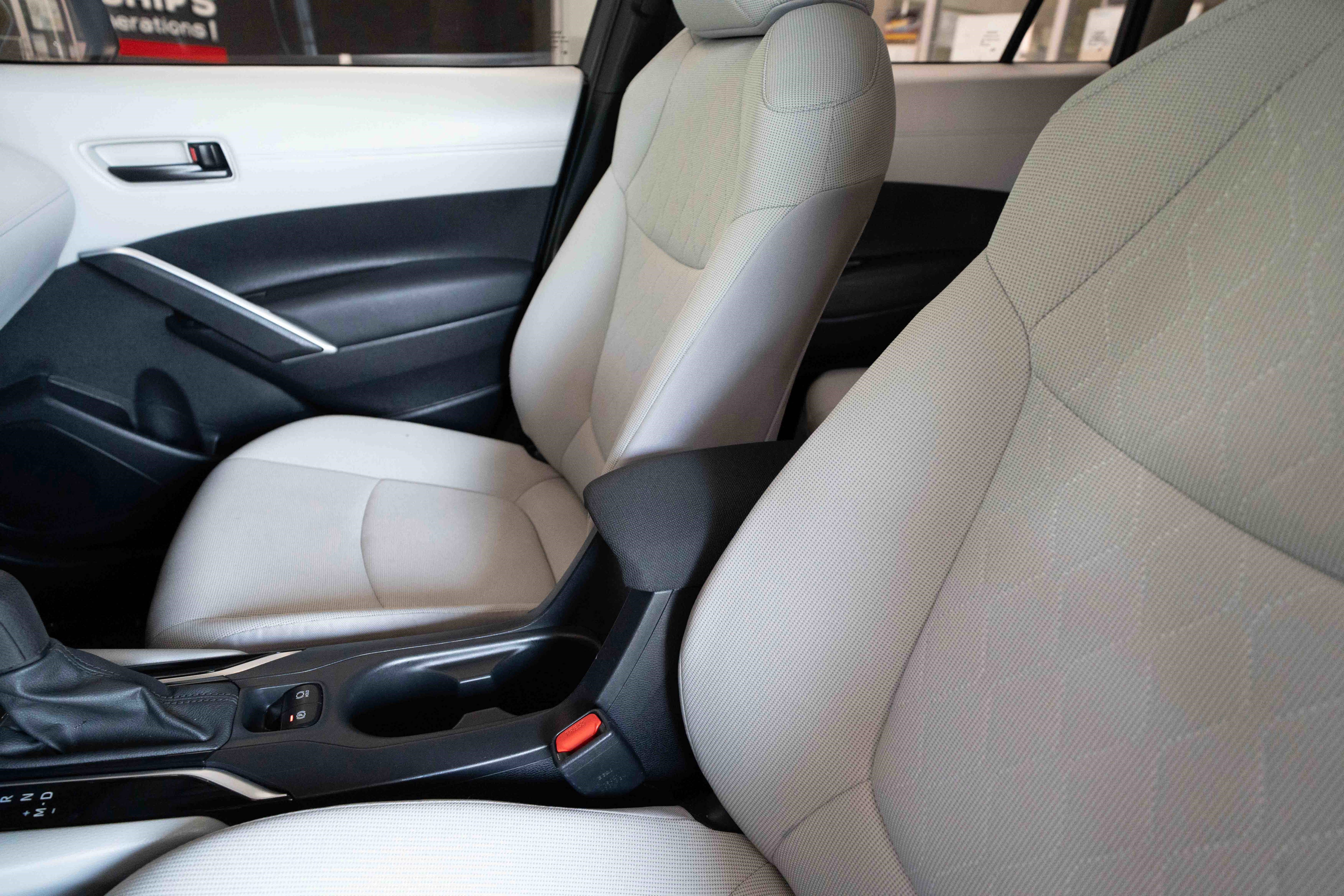 Used 2022 Toyota Corolla Cross L FWD image 10