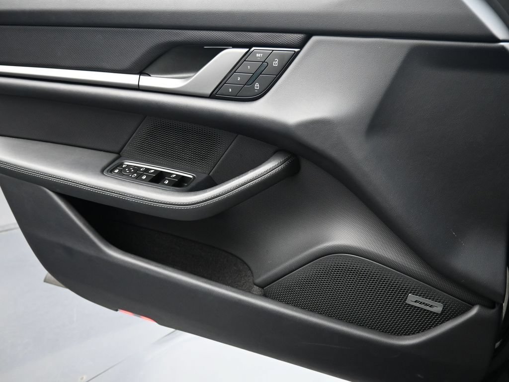 Certified 2025 Porsche Taycan RWD image 22
