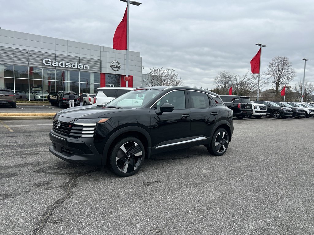 New 2026 Nissan Kicks SR image 8