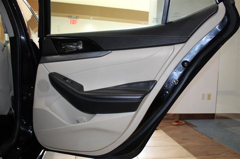 Used 2016 Nissan Maxima 3.5 SV FWD image 31