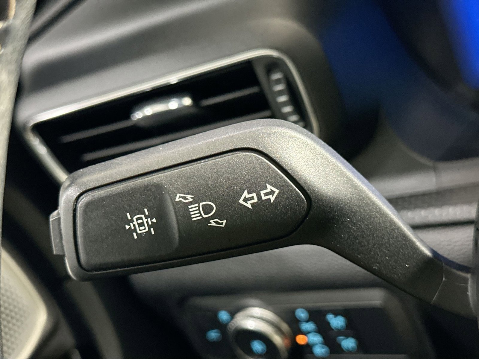 Used 2021 Ford Explorer ST w/ Equipment Group 401A image 30