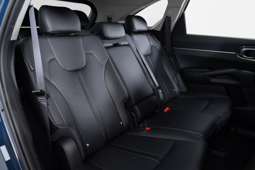 New 2026 Kia Sorento S w/ S Panoramic Sunroof Package FWD image 22