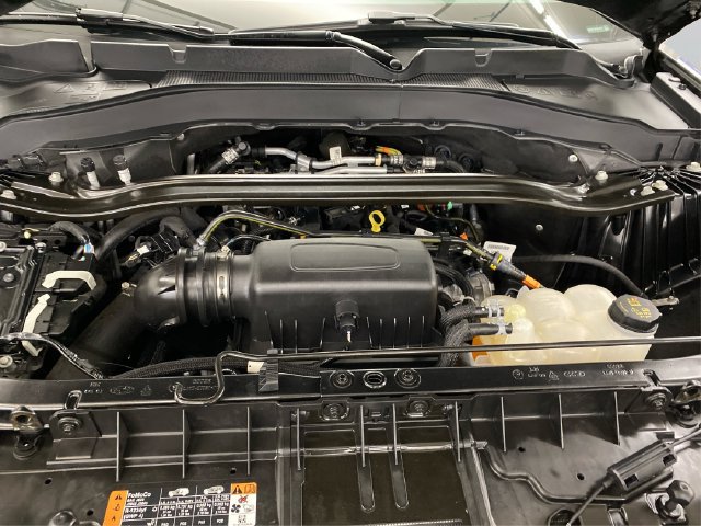Used 2022 Ford Explorer Limited w/ Equipment Group 301A AWD/4WD image 13