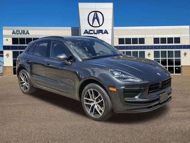 Used 2025 Porsche Macan Turbo AWD/4WD image 1