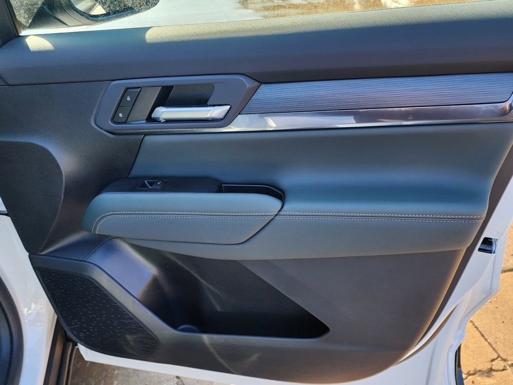 New 2026 GMC Terrain AT4 w/ Convenience Package III AWD/4WD image 38