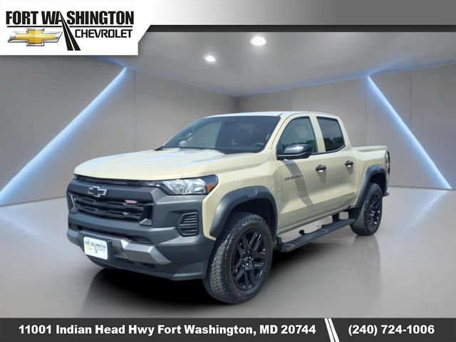 Used 2024 Chevrolet Colorado Trail Boss w/ Advanced Trailering Package AWD/4WD image 5