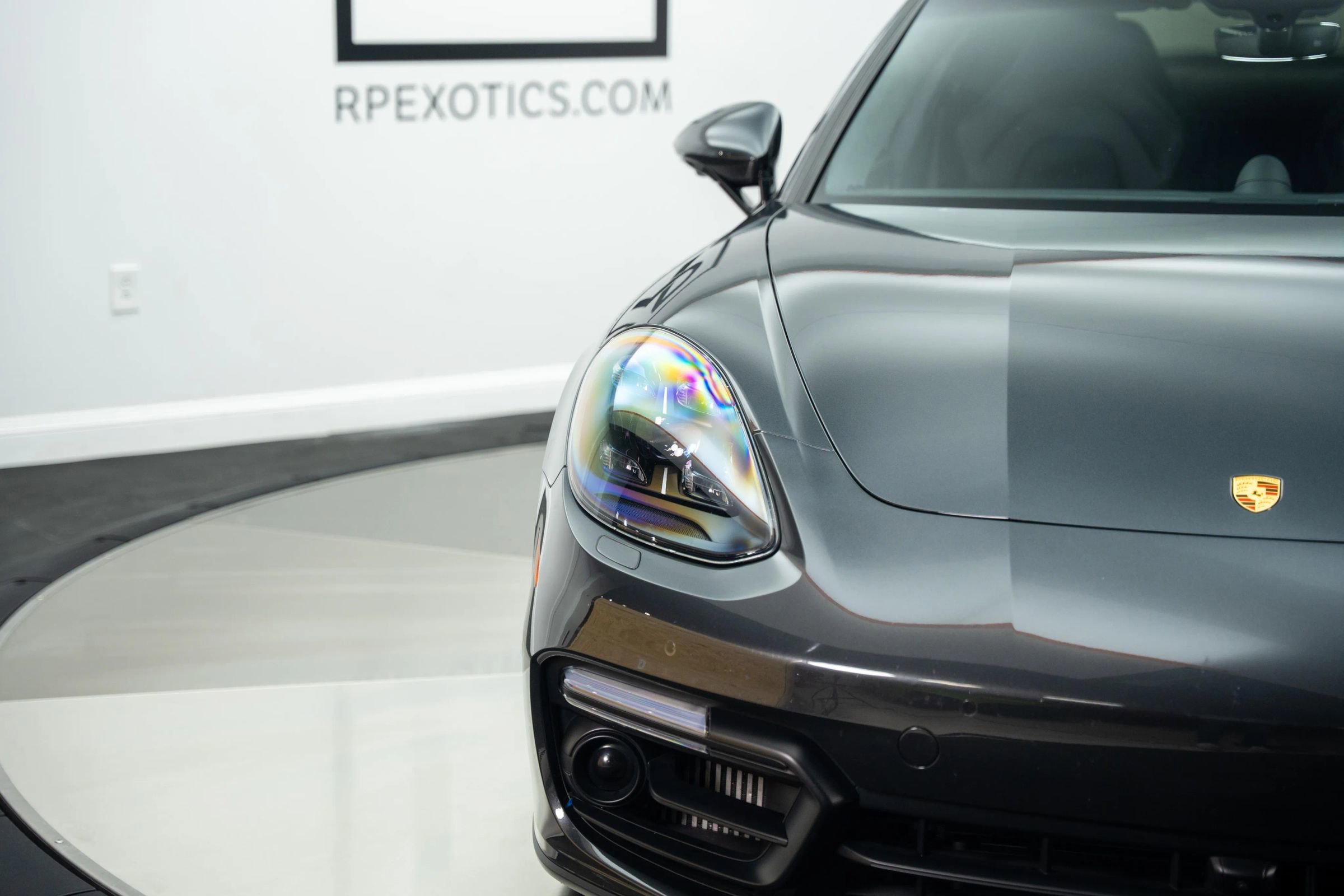 Used 2019 Porsche Panamera GTS image 14