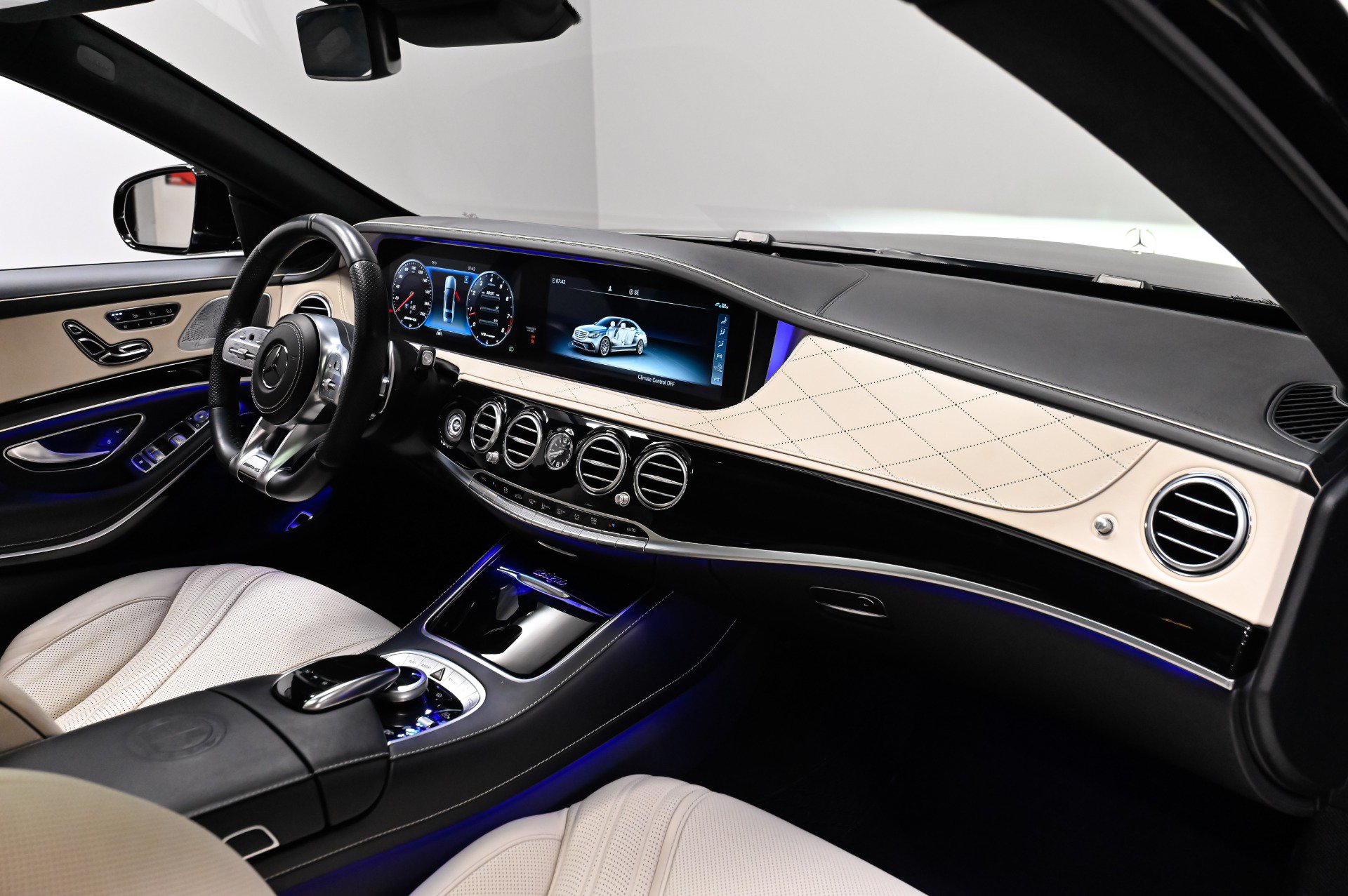 Used 2020 Mercedes-Benz S 63 AMG 4MATIC Sedan image 38