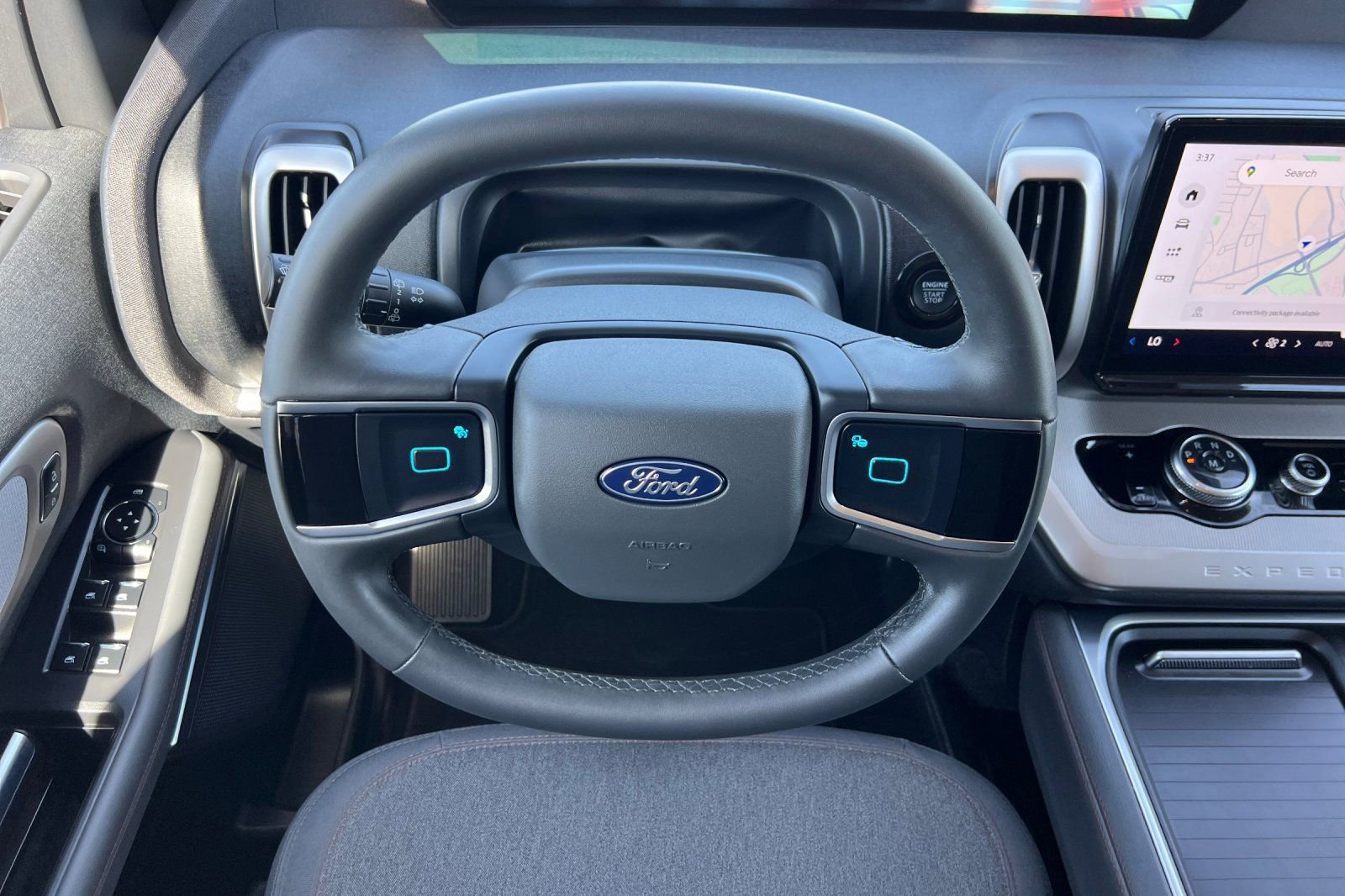 Used 2025 Ford Expedition Active AWD/4WD image 14