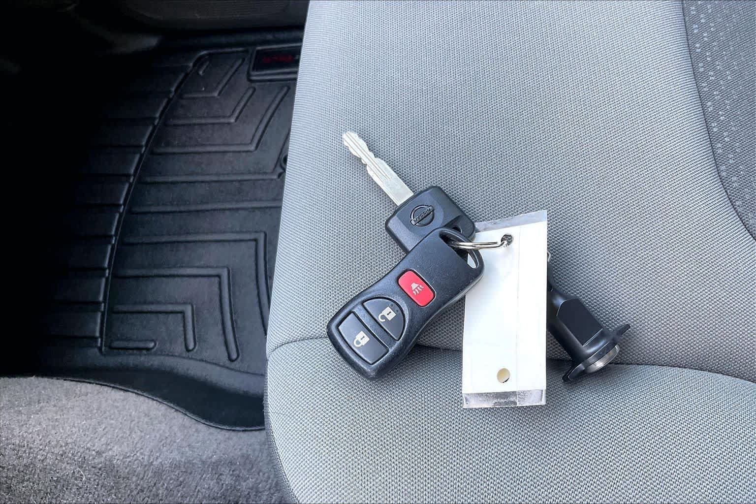 Used 2011 Nissan Xterra S AWD/4WD image 12