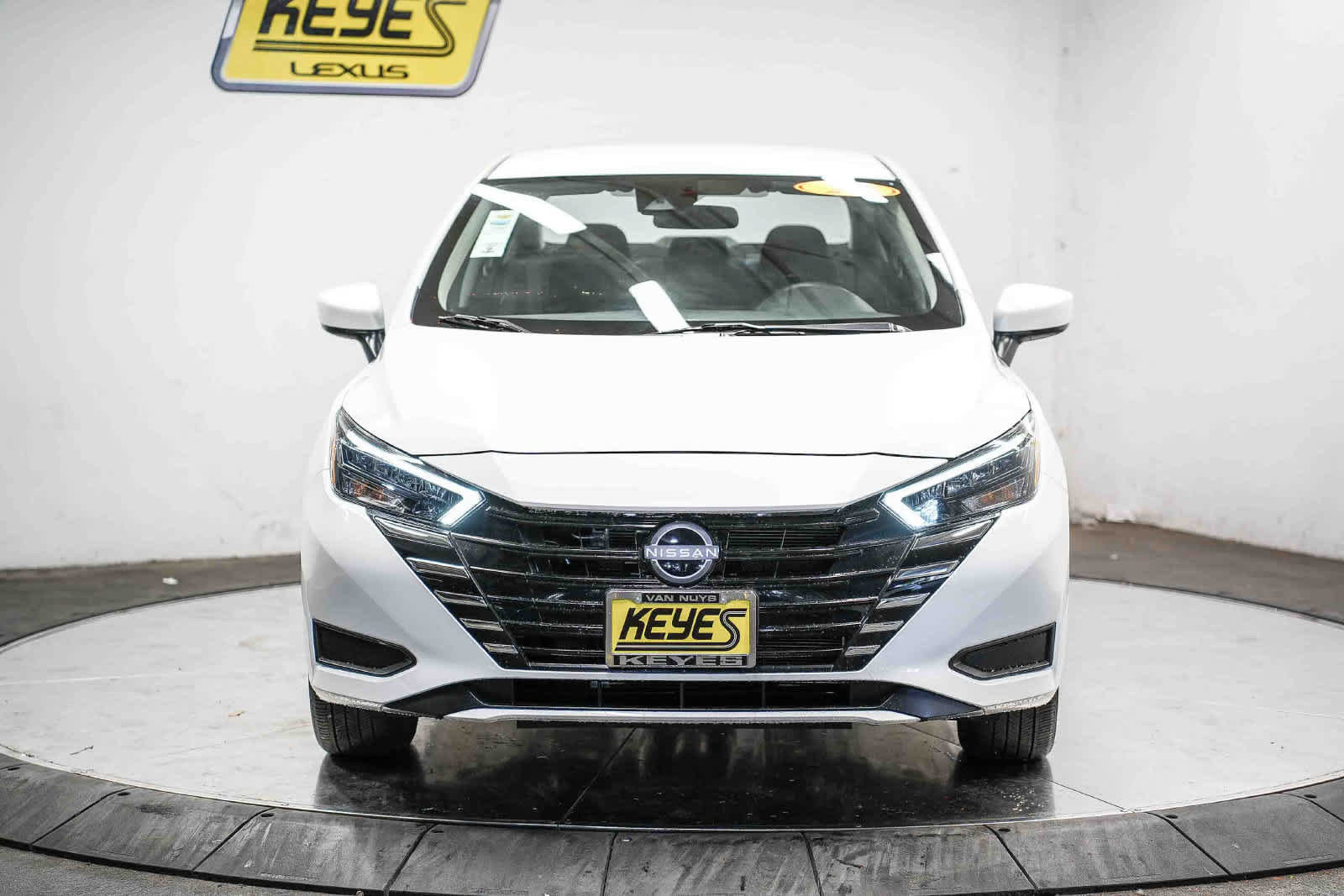 Used 2025 Nissan Versa SV w/ Trunk Package FWD image 6