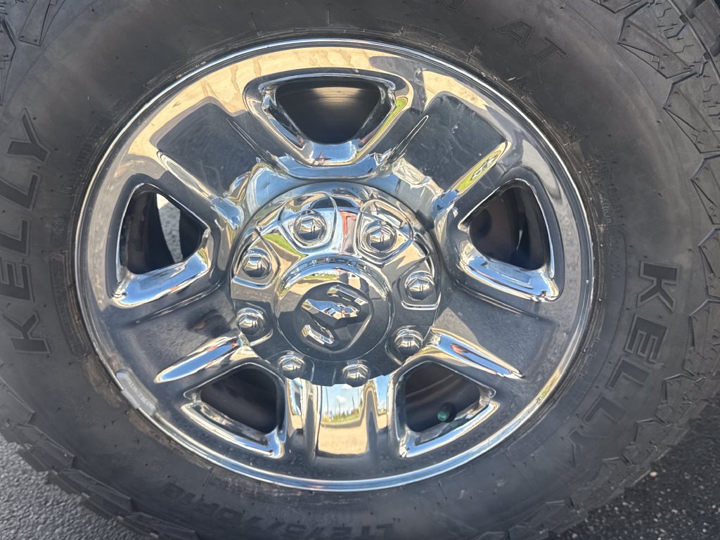 Used 2024 RAM 2500 Tradesman w/ Chrome Appearance Group AWD/4WD image 32