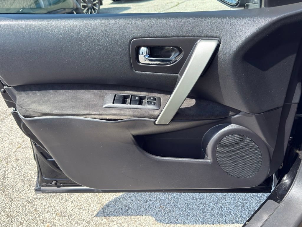 Used 2012 Nissan Rogue S w/ Special Edition Pkg FWD image 19
