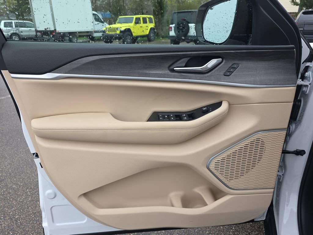 New 2026 Jeep Grand Cherokee Limited AWD/4WD image 27