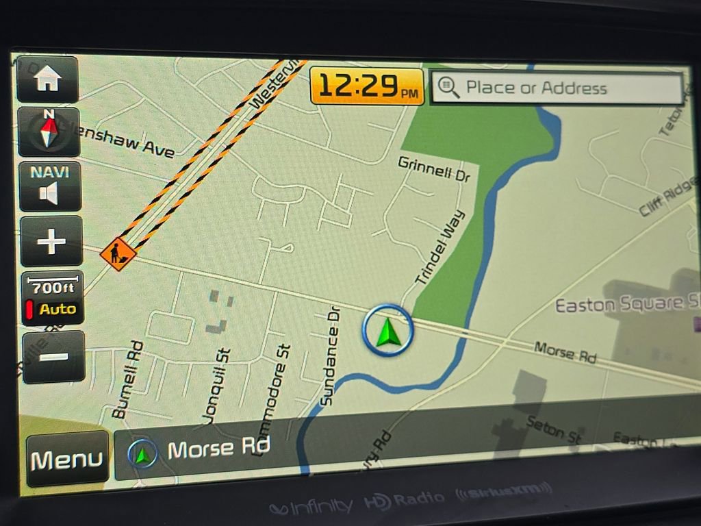 Used 2018 Kia Sorento SX image 3