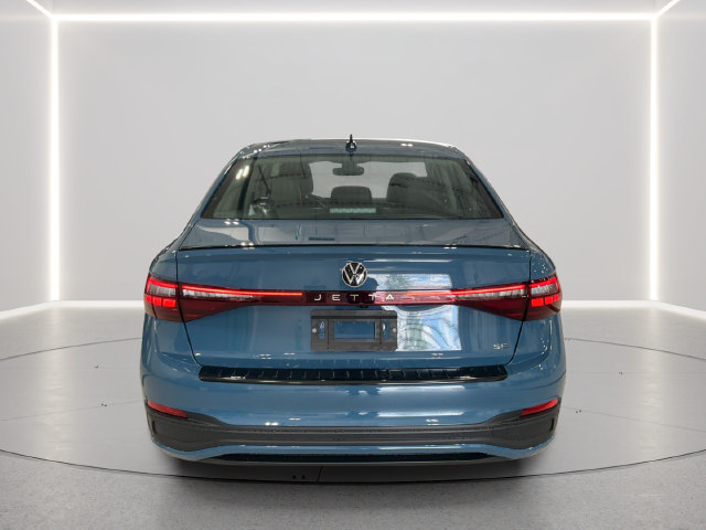 New 2027 Volkswagen Jetta SE FWD image 4