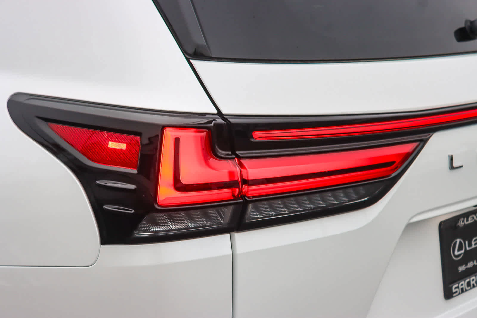 New 2026 Lexus LX 600 4WD w/ Luxury Package image 8