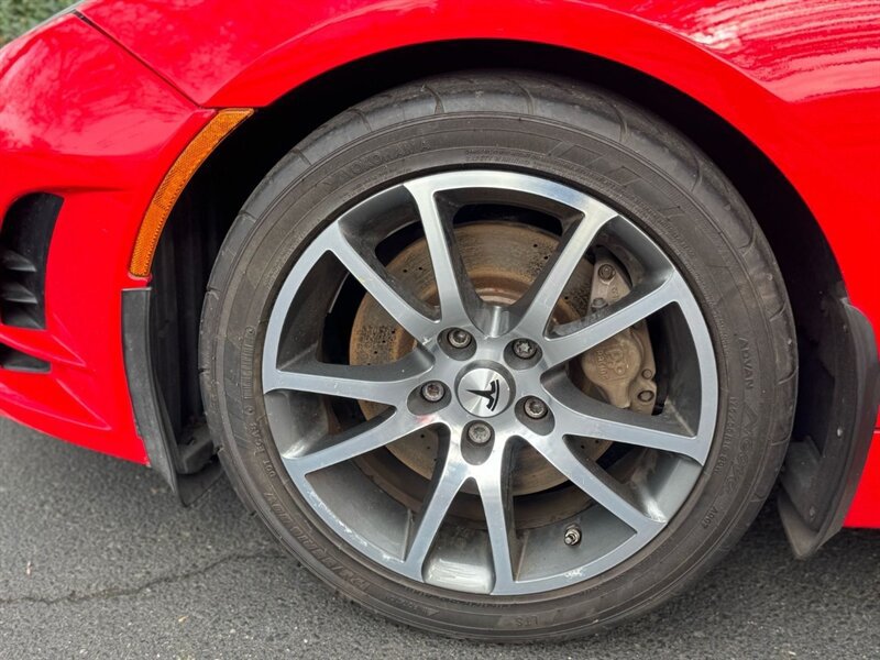 Used 2010 Tesla Roadster RWD image 13