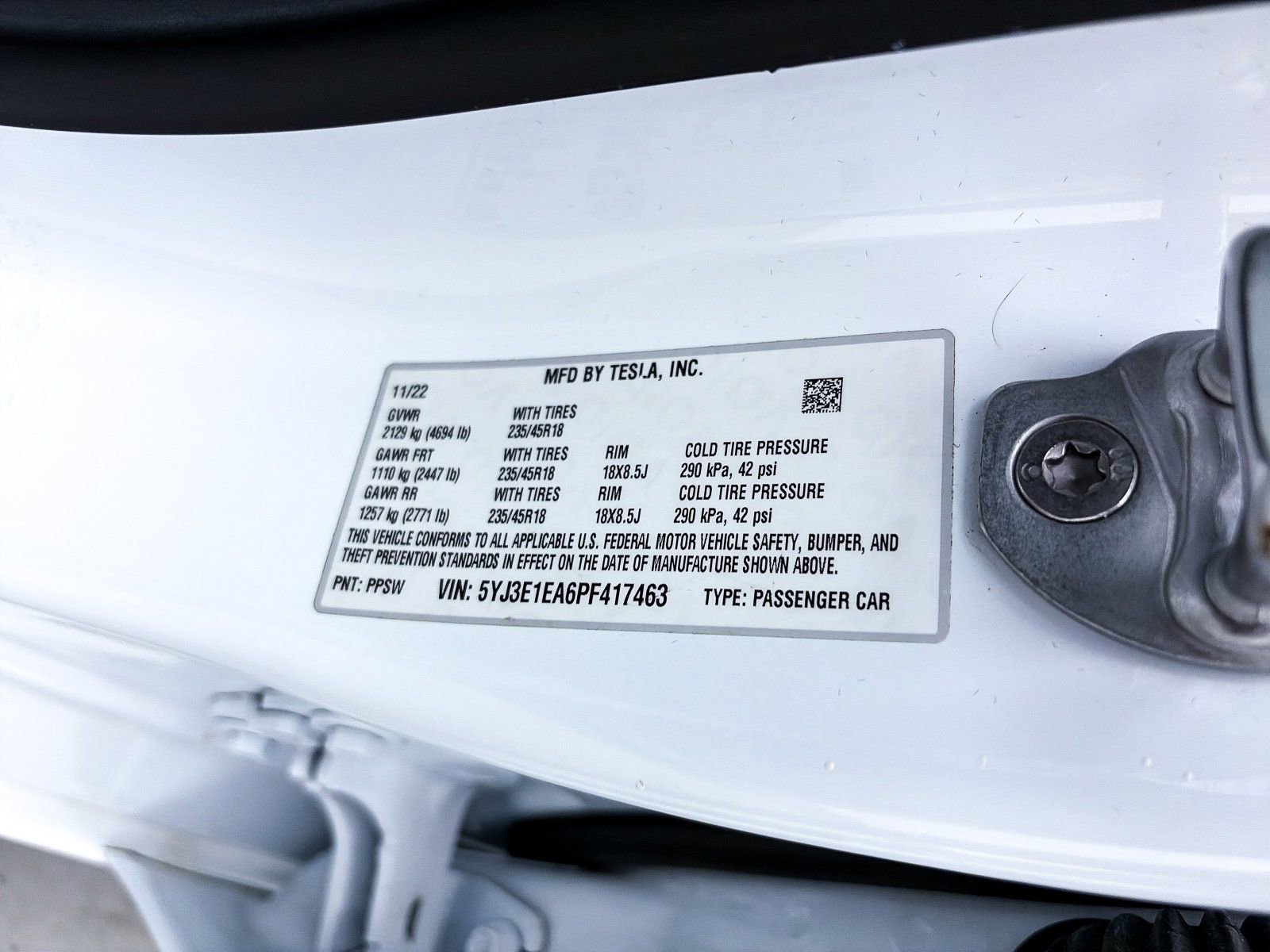 Used 2023 Tesla Model 3 Standard Range image 33