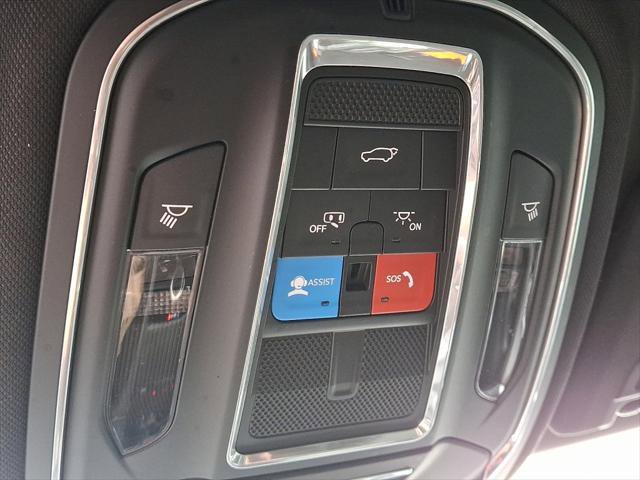 Certified 2023 Jeep Grand Cherokee Altitude image 32