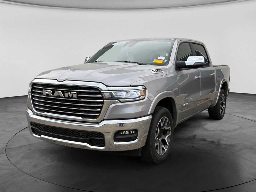 Used 2026 RAM 1500 Laramie AWD/4WD image 4