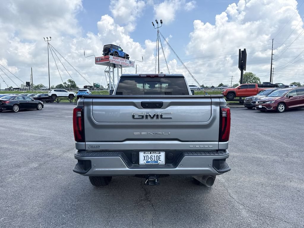 Used 2025 GMC Sierra 2500 Denali Ultimate AWD/4WD image 18