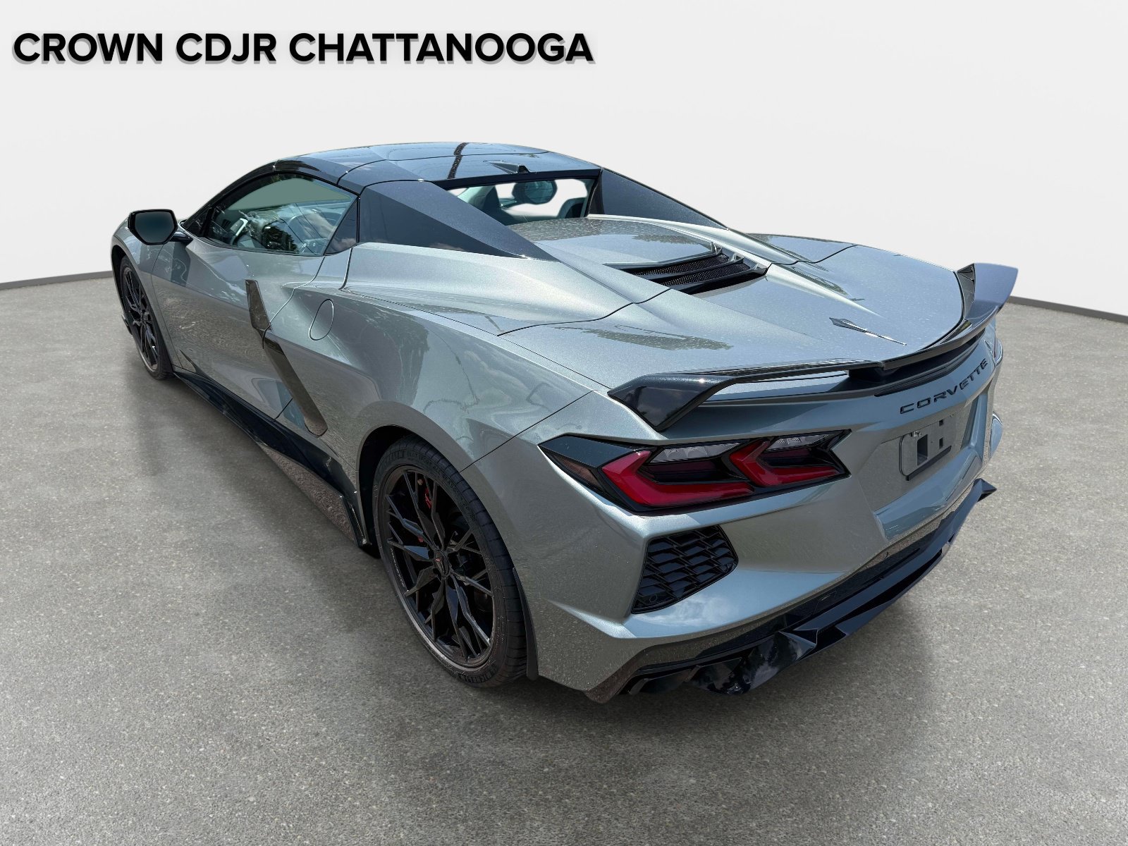 Used 2023 Chevrolet Corvette Stingray Premium Conv w/ Z51 Performance Package RWD image 5