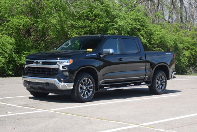 Used 2024 Chevrolet Silverado 1500 LT AWD/4WD image 21
