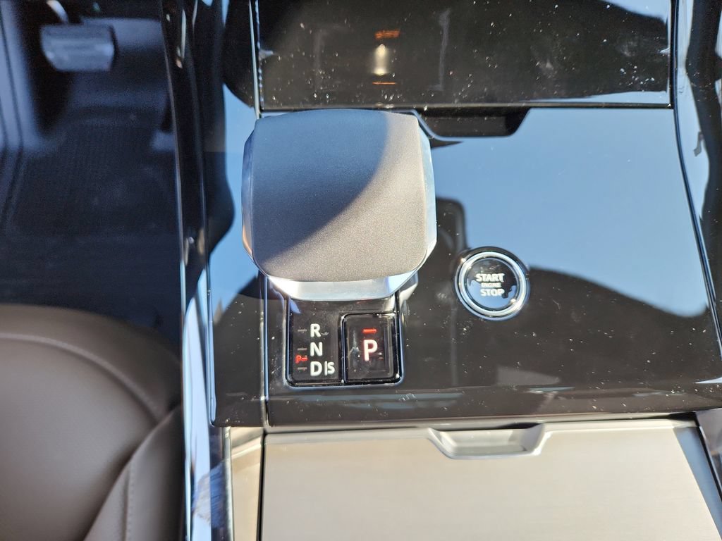 Used 2026 Land Rover Range Rover Sport SE AWD/4WD image 18