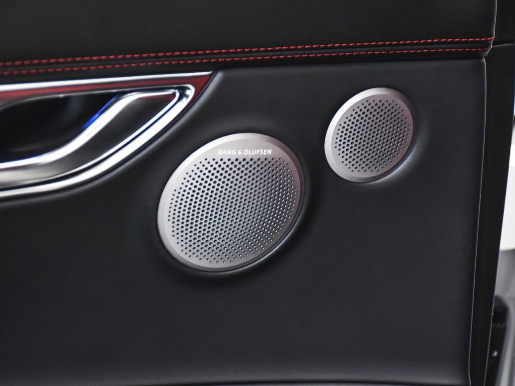 Used 2025 Genesis GV80 3.5T e-SC AWD/4WD image 14