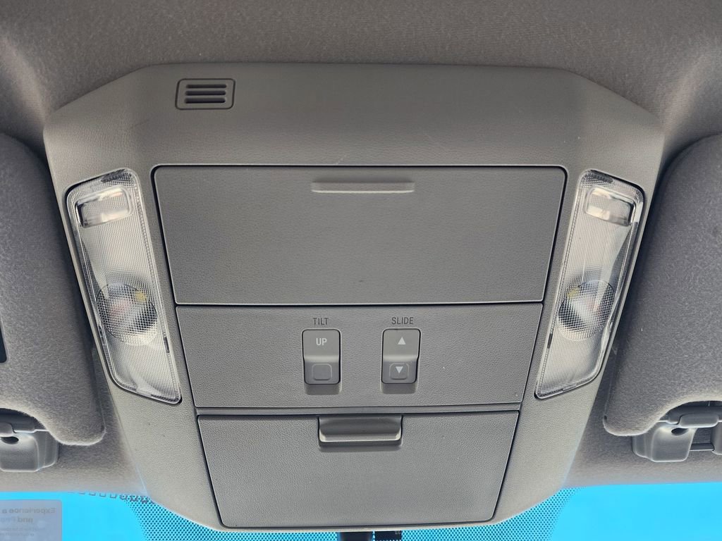 Used 2008 Toyota Sequoia Limited image 23