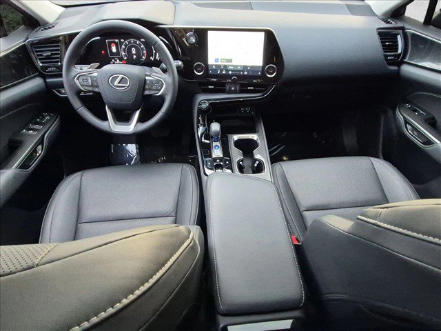 Used 2025 Lexus NX 250 FWD w/ Accessory Package (2T) image 18