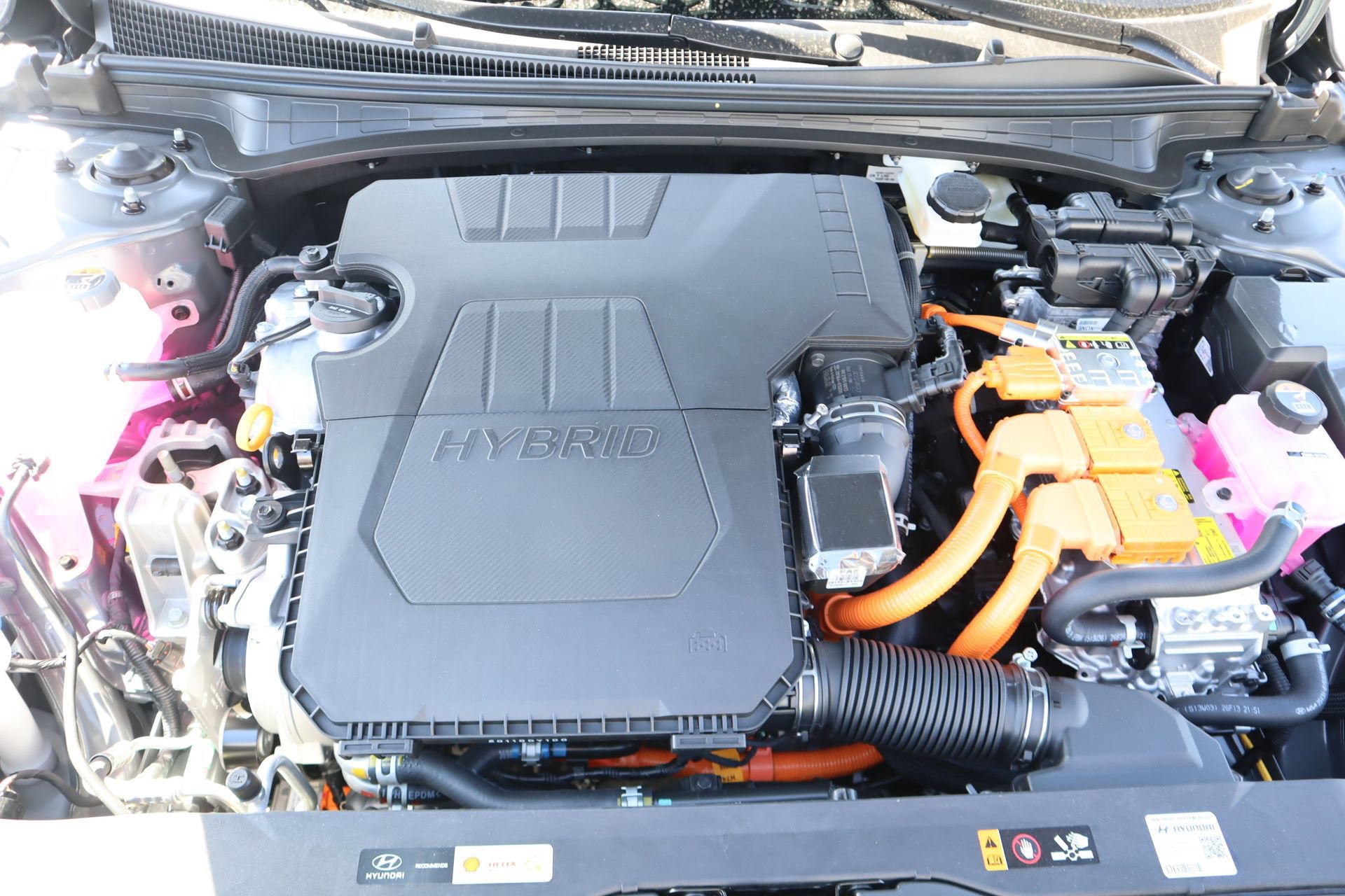 New 2026 Hyundai Elantra Limited FWD image 6