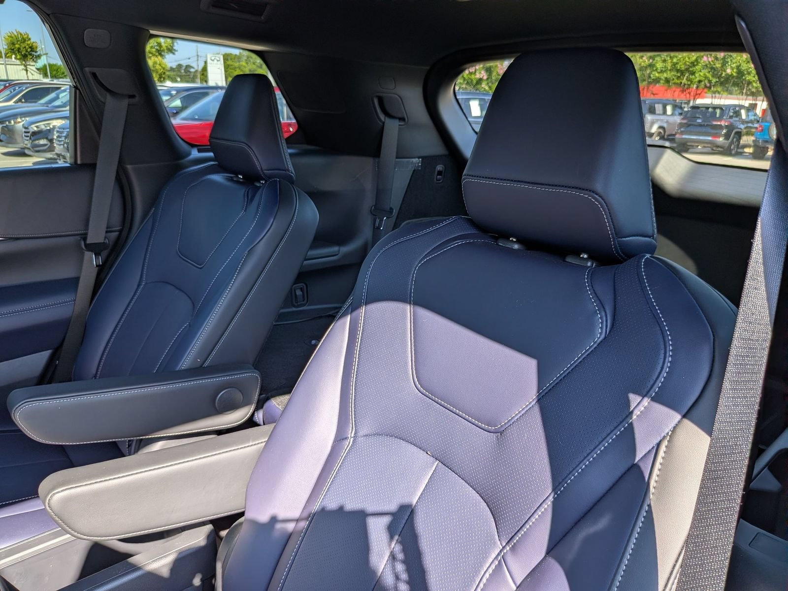 Used 2026 INFINITI QX60 Sport w/ Dark Cargo Package AWD/4WD image 31
