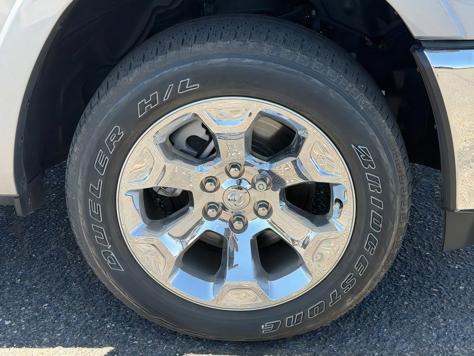 Used 2025 RAM 1500 Big Horn AWD/4WD image 9