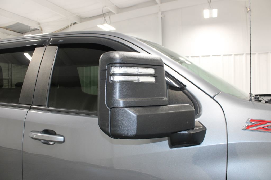 Used 2021 Chevrolet Silverado 1500 RST image 12