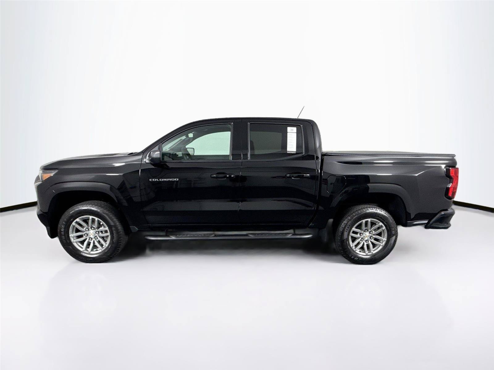 Used 2026 Chevrolet Colorado LT RWD image 14