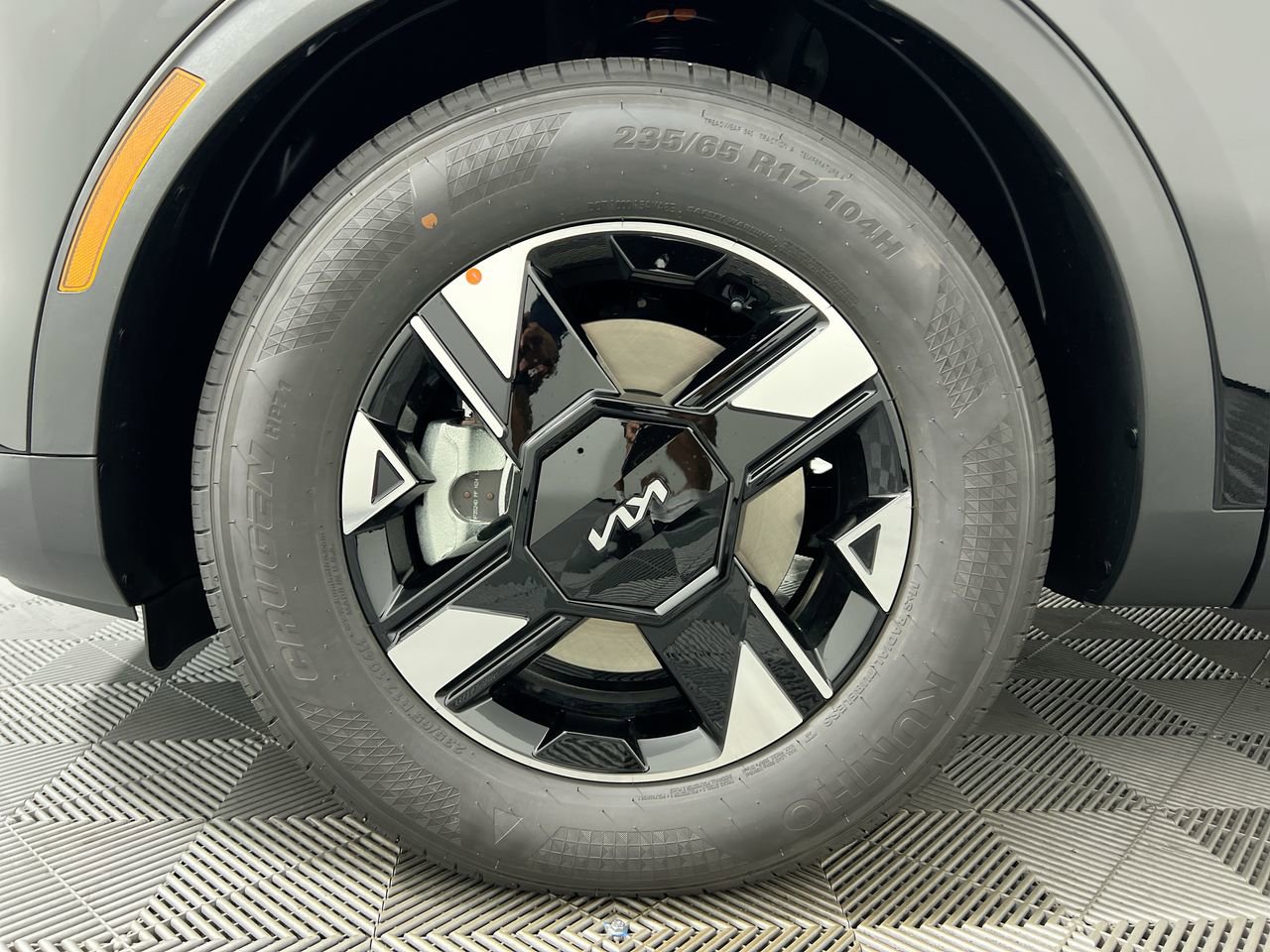 New 2026 Kia Sportage LX image 13