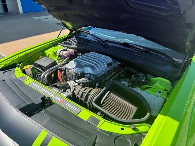 Used 2019 Dodge Challenger SRT Hellcat RWD image 14