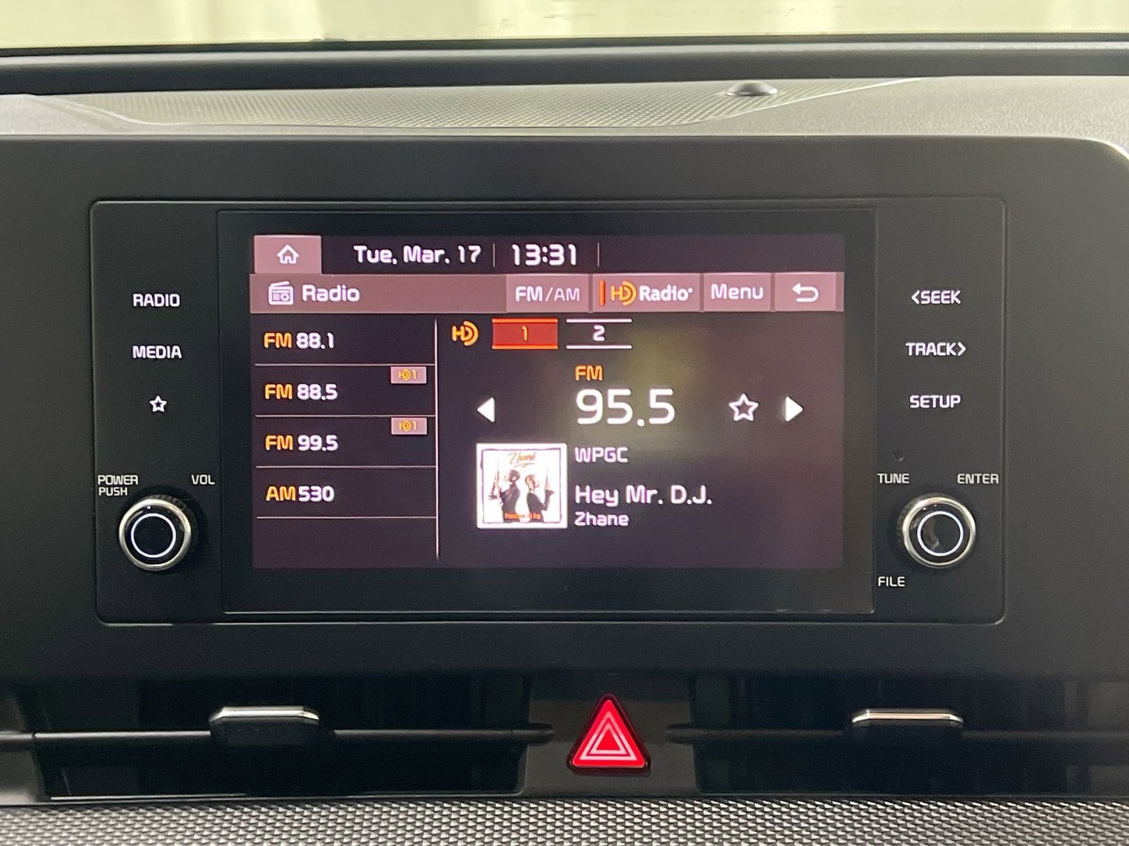 Used 2023 Kia Sportage LX image 18