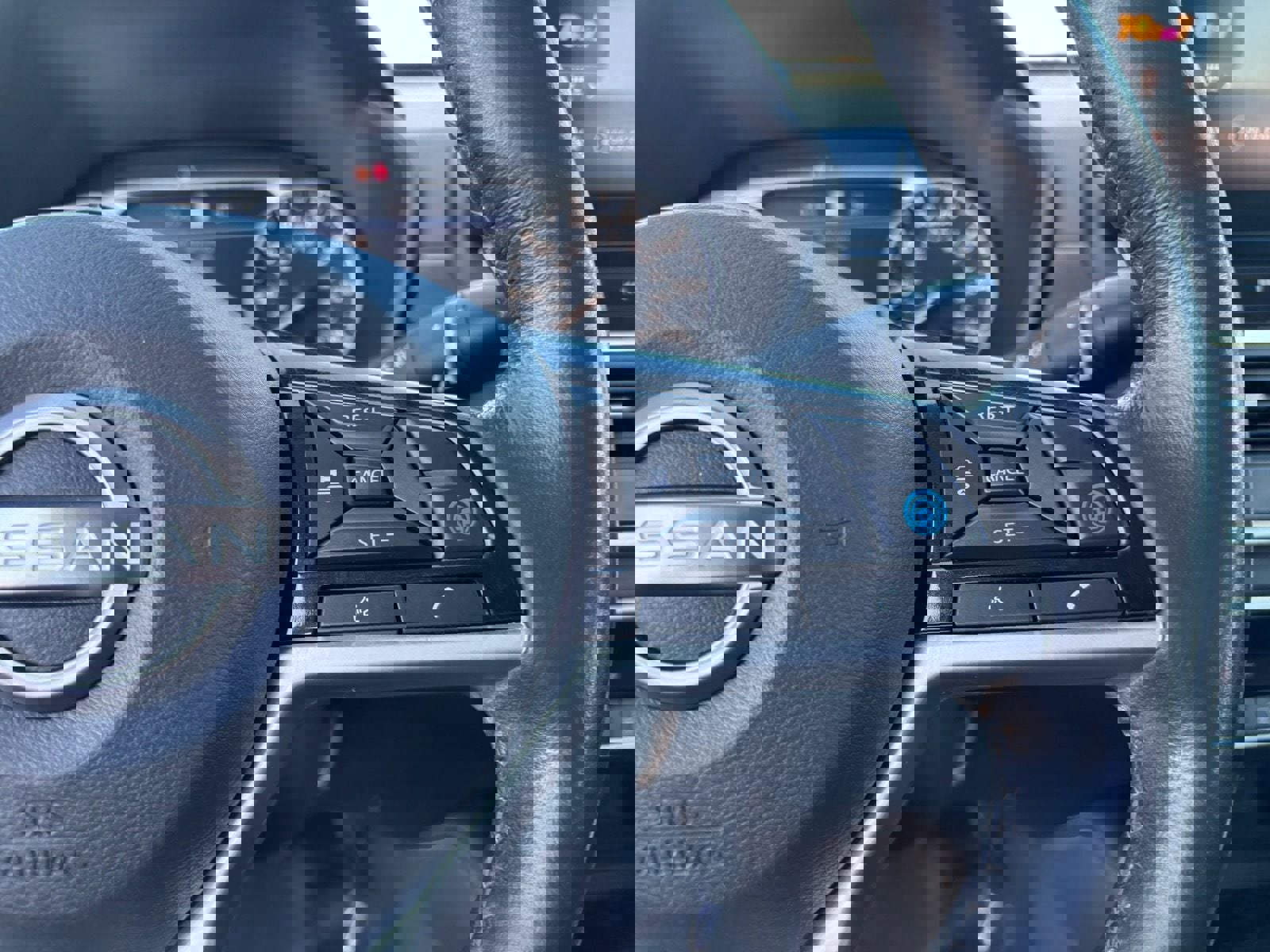 Used 2023 Nissan Altima 2.5 SL FWD image 30