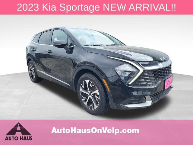Used 2023 Kia Sportage EX image 1