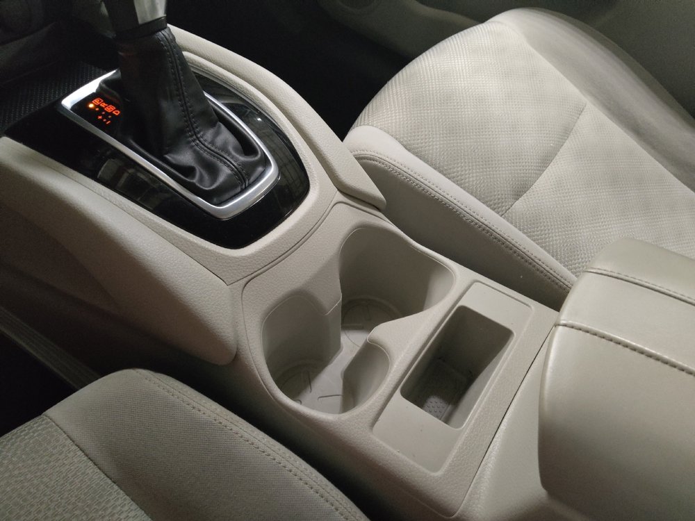 Used 2018 Nissan Rogue Sport SV image 26