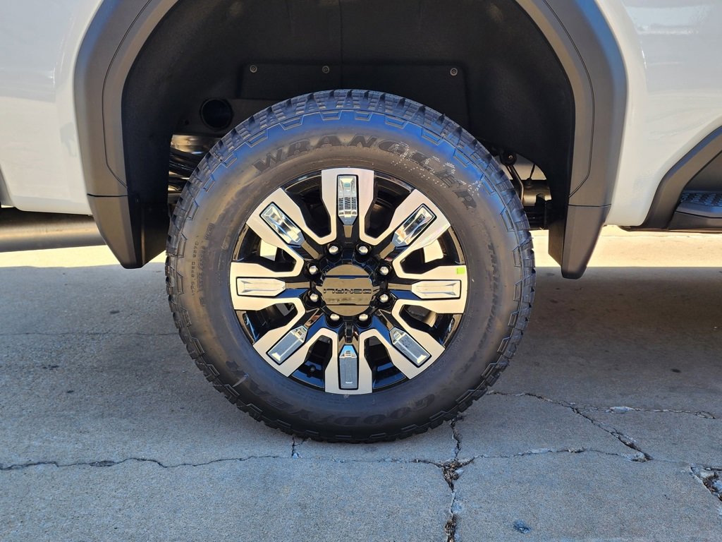 New 2026 GMC Sierra 2500 Denali w/ Denali Reserve Package image 56