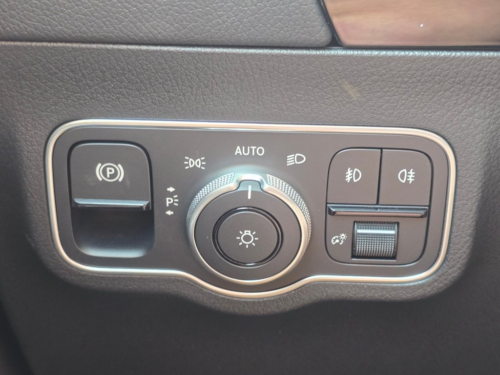 New 2026 Mercedes-Benz GLA 250 4MATIC image 38