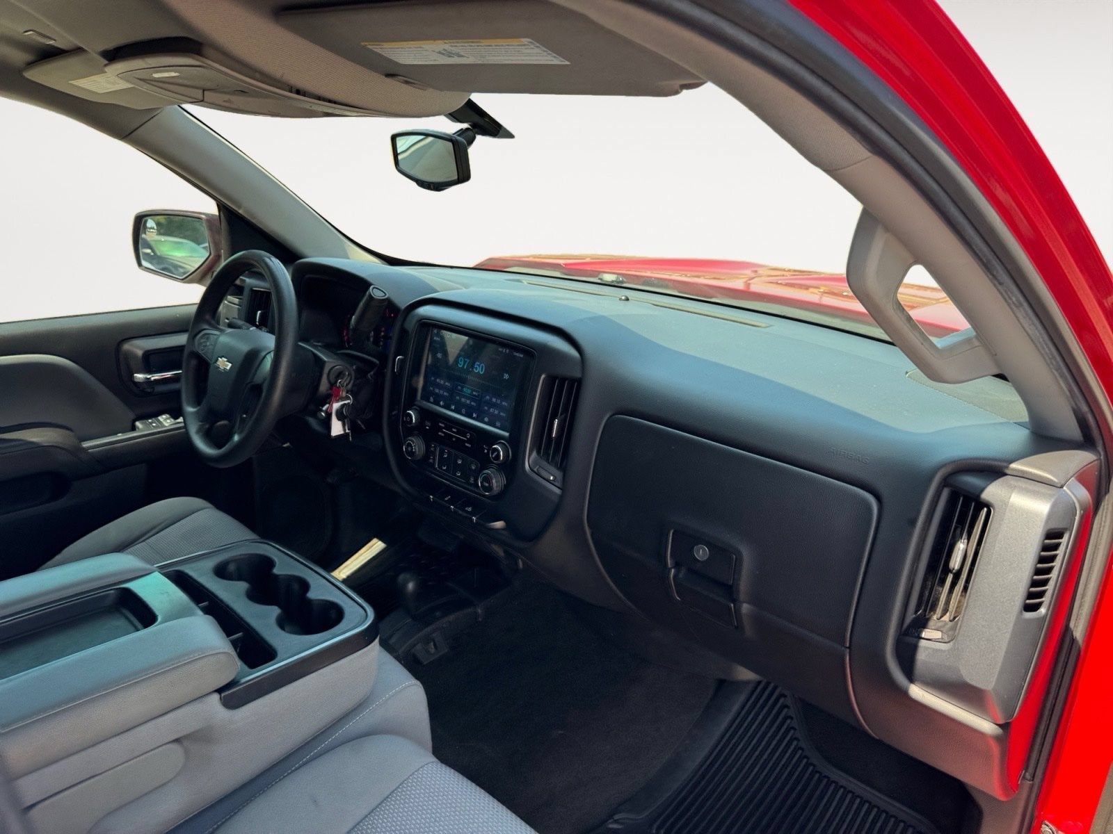 Used 2018 Chevrolet Silverado 1500 Custom w/ Custom Value Package AWD/4WD image 15